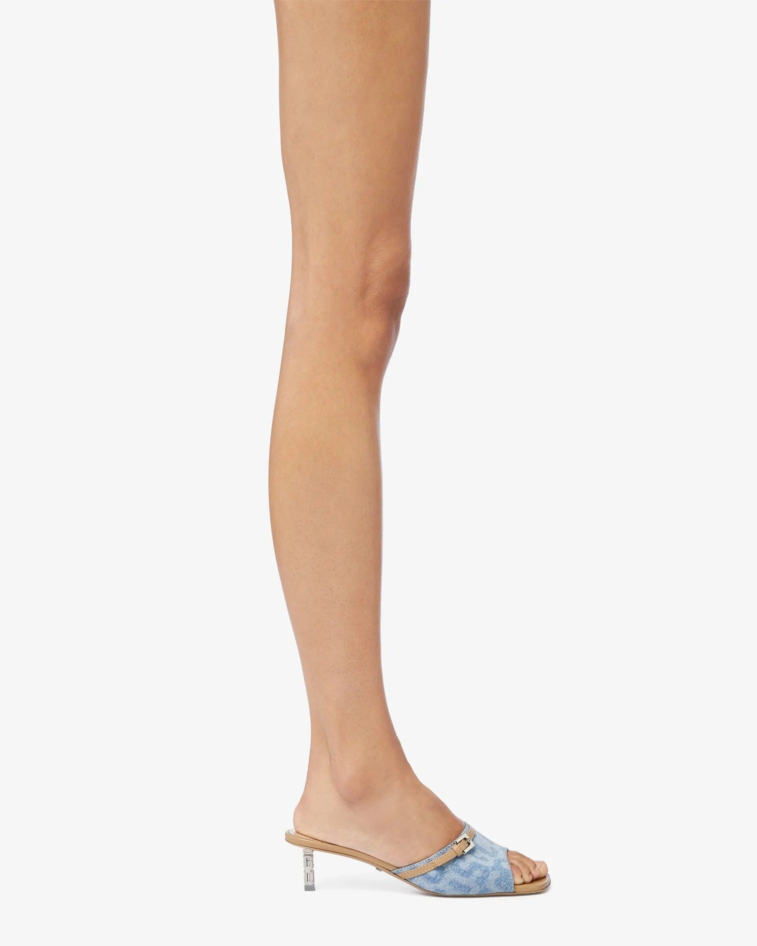 Gcds Monogram Logo Chain Sandals
