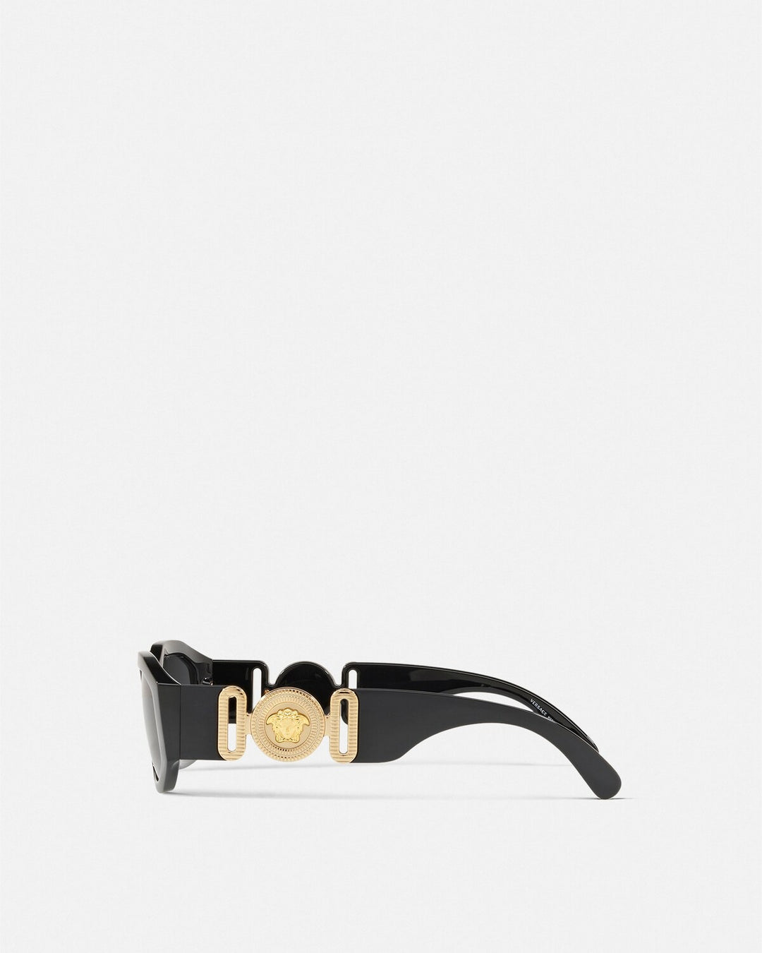 Imperial Bold Square Sunglasses – Black Edition