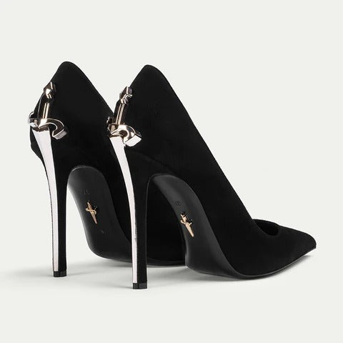 Dagger Heels