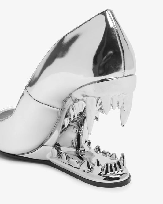 Polished Mirror Statement Pumps